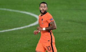 Juventus tra Depay e Milik: spunta un terzo nome