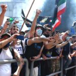 Festa scudetto Inter: le celebrazioni dei tifosi fuori da San Siro - FOTO e VIDEO 36 Inter MG1 9596 1
