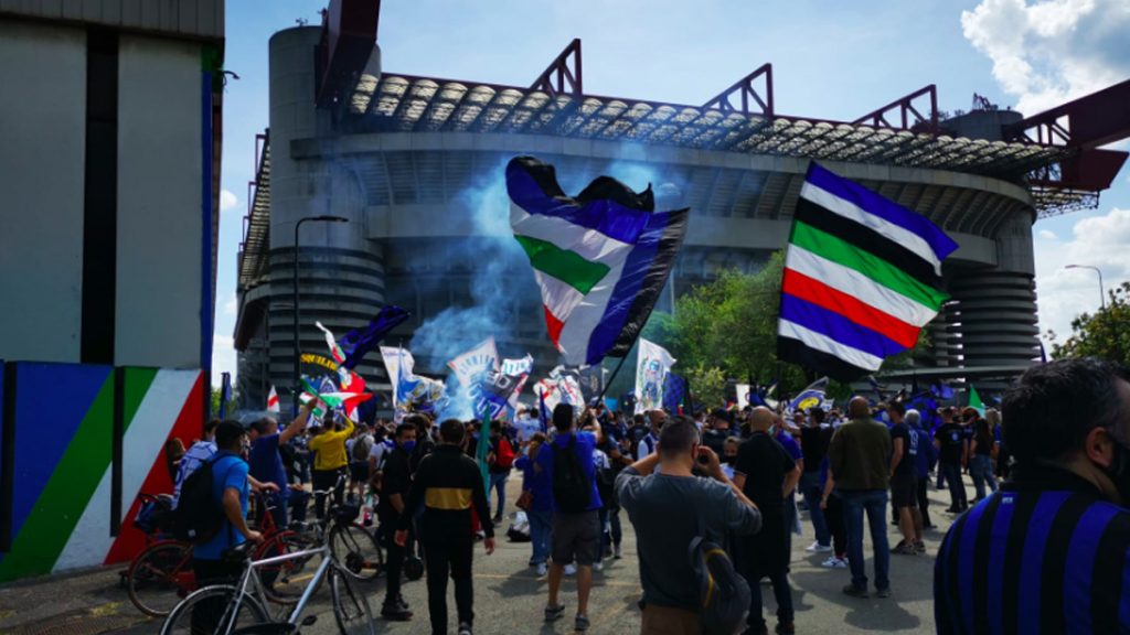 Inter prima per numero di tifosi: battuto il Milan: la classifica è incredibile 1 Tifosi Inter San Siro