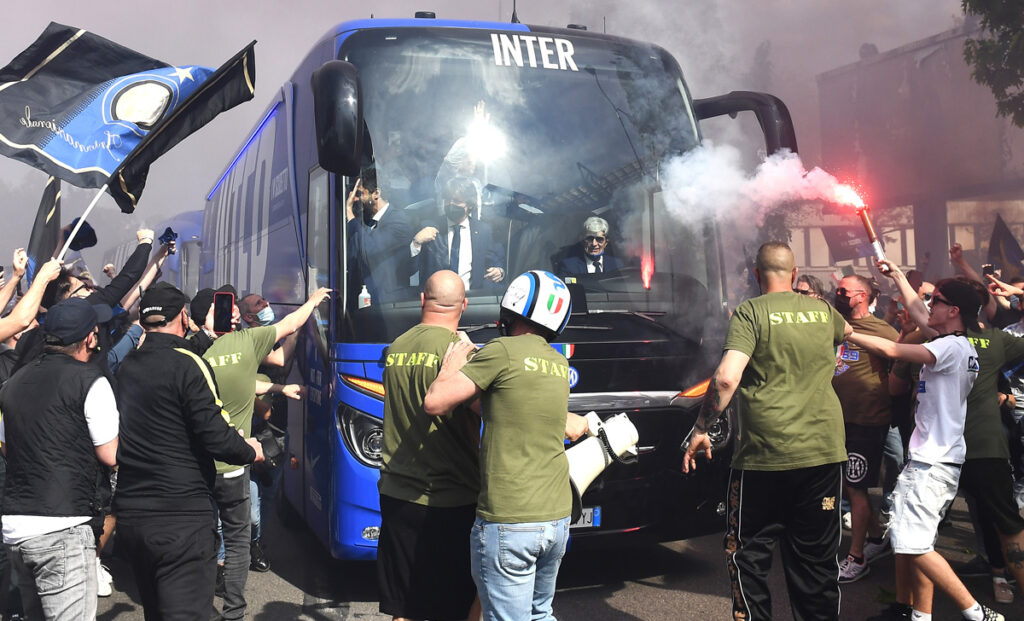 Tifosi inter pullman