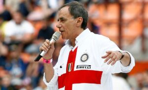 Vecchioni sulla vicenda Stadio: «Spero che San Siro viva più a lungo di me»