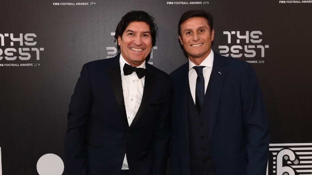 Zamorano: «All'Inter tanti bei ricordi. Nel 1998 ci hanno rubato uno Scudetto» 1 Zamorano Zanetti MG1 9549 1