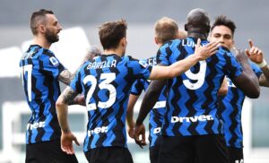 Juve Inter 3-2: Cuadrado regala la vittoria ai bianconeri. Ma Calvarese…