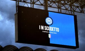 Stadio cronometro attivo anche nel recupero: addio a telefoni ed orologi!