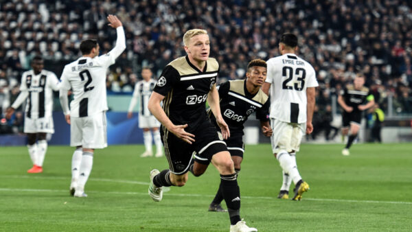 esult gol van de Beek STA17