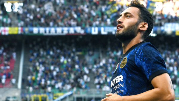 Hakan Calhanoglu 2