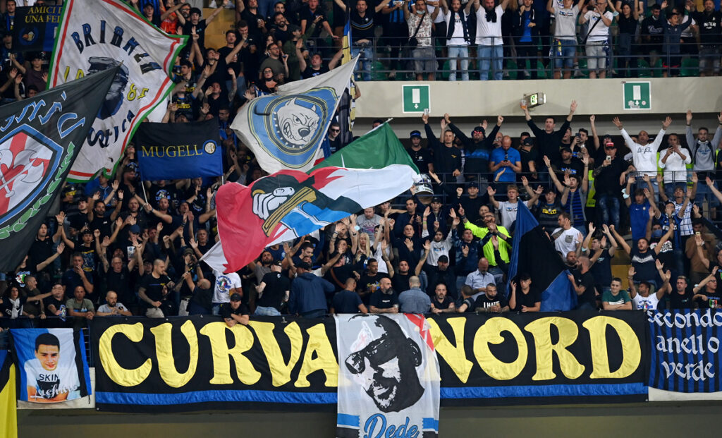 Curva Nord, il comunicato ufficiale per il ritorno del tifo in Inter Fiorentina: «Torniamo allo stadio più uniti che mai, sotto al nome di Secondo Anello Verde Milano! La scelta nasce da...» 1 Tifosi Inter curva nord 1