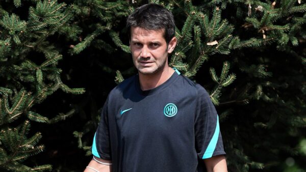 Chivu 4