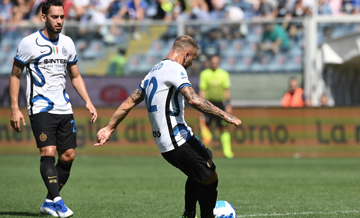 Il rugbista Tavecchio: «Dimarco e Calhanoglu potrebbero fare i kicker in NFL» 26 Gol Dimarco