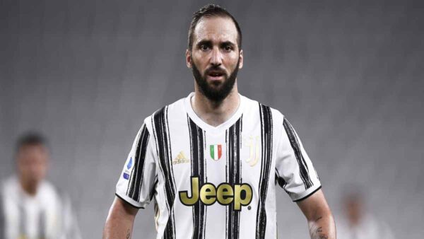 Higuain 2NC1601 1