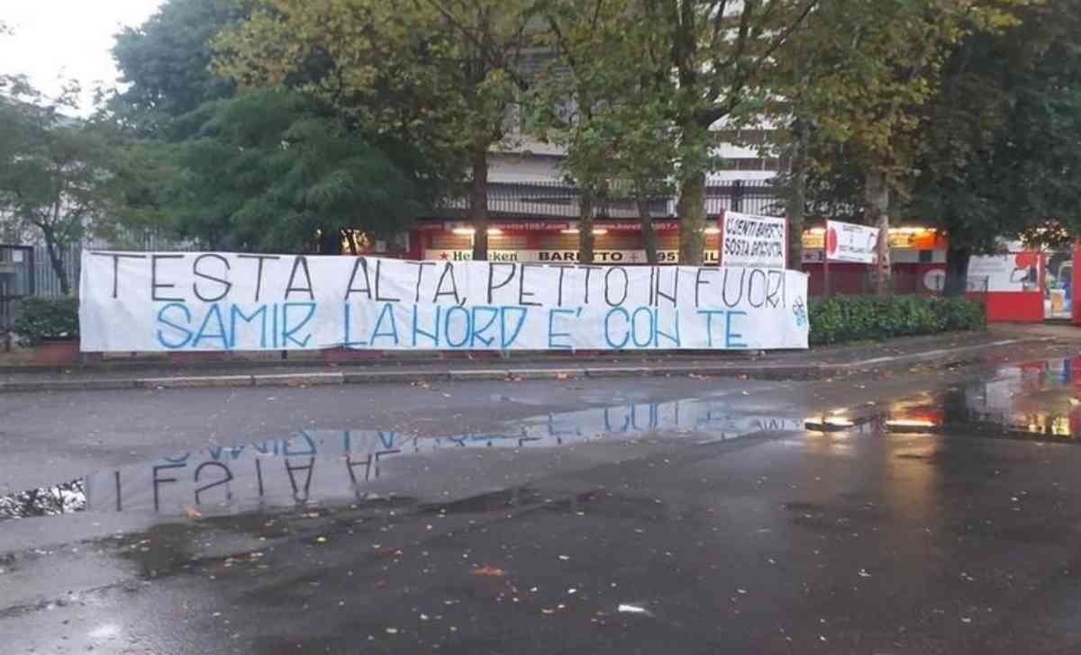 Striscione Handanovic