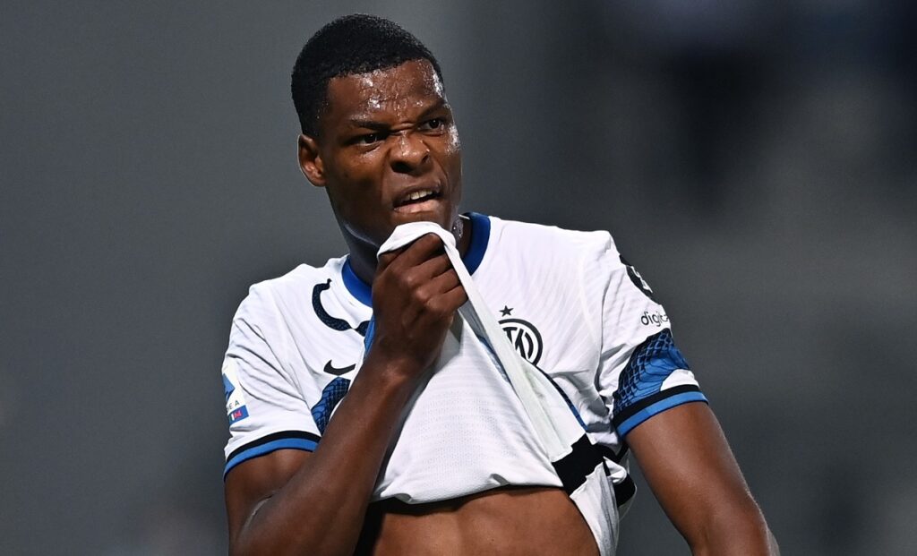 Pagelle Sassuolo Inter: San Dzeko, difesa nerazzurra da horror- VOTI 28 Dumfries