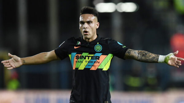 Lautaro Martinez 8