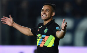 Calciomercato Inter: la scelta sul futuro di Sanchez. Tripla cessione per gennaio