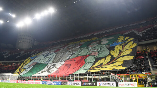 Coreografia tifosi Milan 2