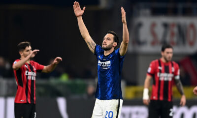 Esultanza Calhanoglu