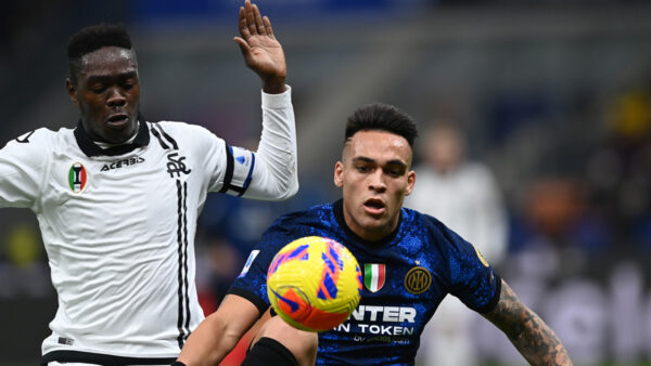 Gyasi Lautaro Martinez Inter Spezia