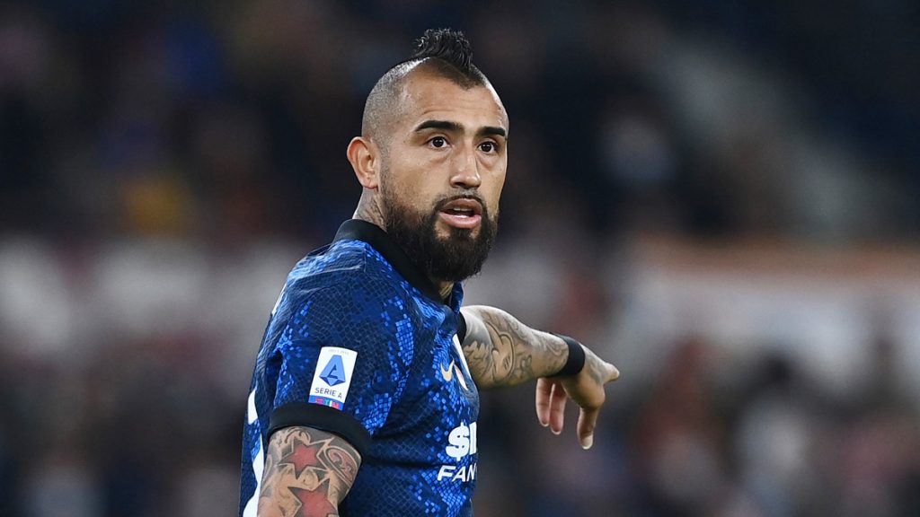 Ex Inter, Vidal lascia il Flamengo: il comunicato del club brasiliano 1 Vidal 2
