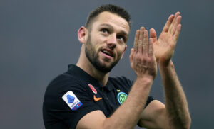 Inter, De Vrij cosa fai? Il futuro dell’olandese tra il rinnovo e la cessione