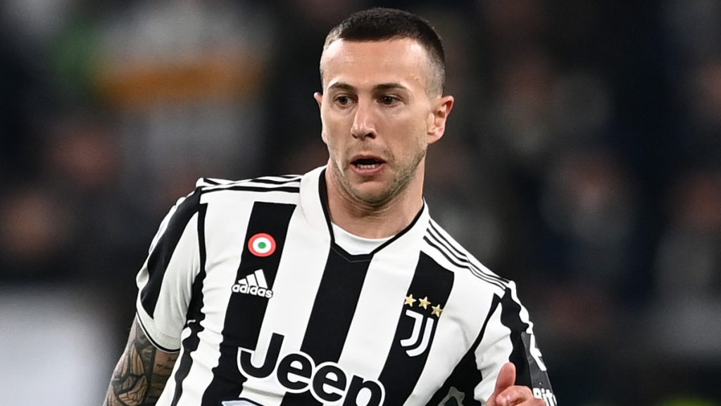 Bernardeschi MG8 4286