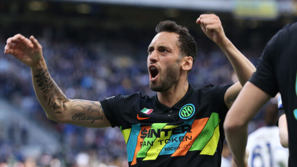 Calhanoglu 1DX 2640 scaled
