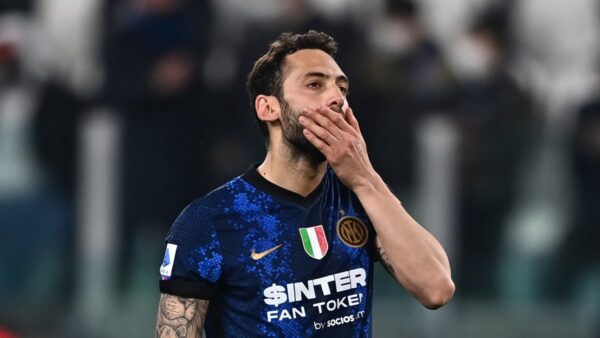 Calhanoglu MG8 2846