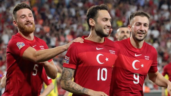 Calhanoglu imago1012631731h