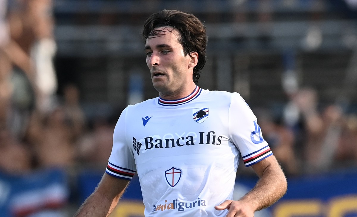 Cagliari, ufficiale l'arrivo di Augello: l'esterno piaceva anche all'Inter 26 Augello MG0 9847