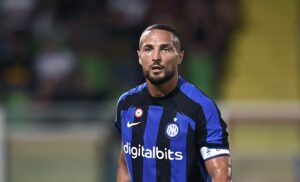 Inzaghi dirige l’allenamento sotto la pioggia. Si rivede D’Ambrosio col gruppo