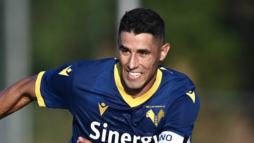 Faraoni ricorda il suo esordio in Champions con l'Inter: «Mi tremavano le gambe, lì c'erano campioni e io non lo ero. Ho un solo rimpianto» 1 Faraoni