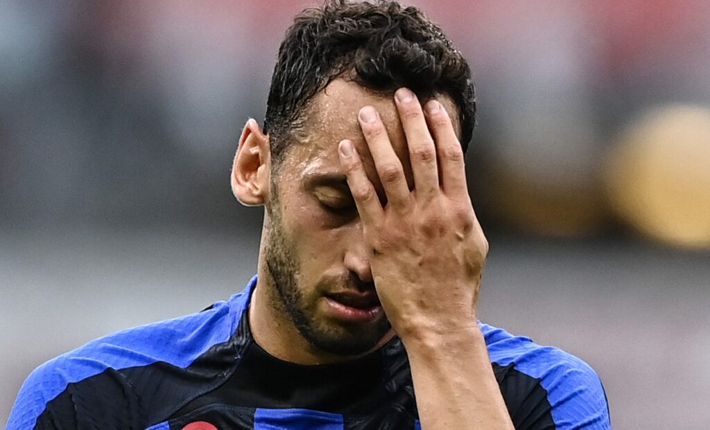 Calhanoglu MG8 3707