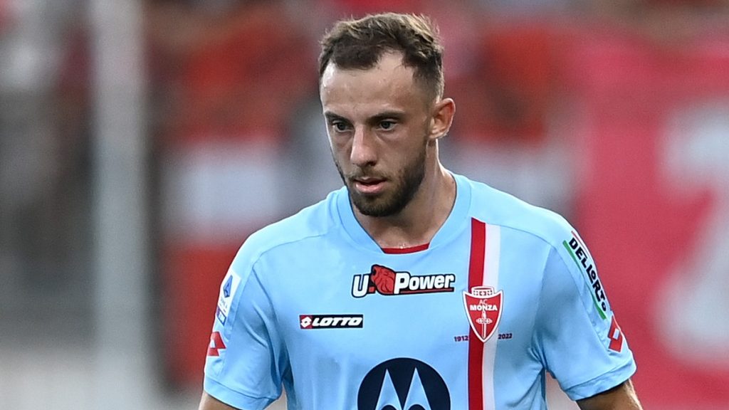 Inter, Carlos Augusto sempre nel mirino. Nerazzurri pronti a giocarsi la carta Sensi 1 Carlos Augusto