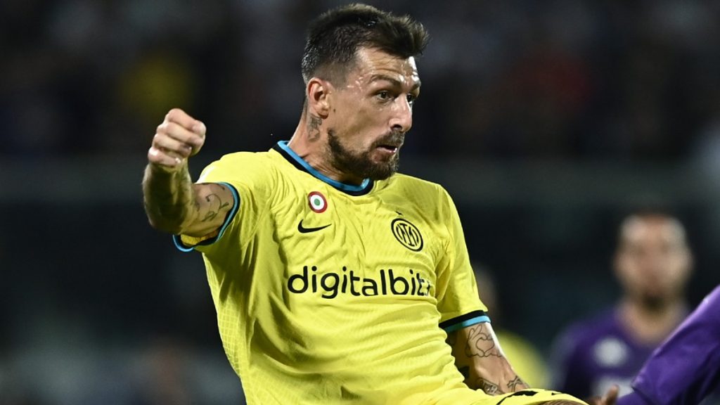 Inter-Parma: Acerbi porta l'Inter in vantaggio con un gol 'stranissimo' 1 Acerbi MG0 3183