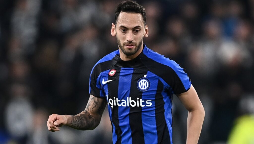 Benfica-Inter, saranno presenti Calhanoglu e Skriniar? La situazione 1 Calhanoglu MG0 1576