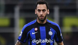 Calhanoglu, dedica alla Turchia per il premio MVP: «Il mio cuore è con voi»