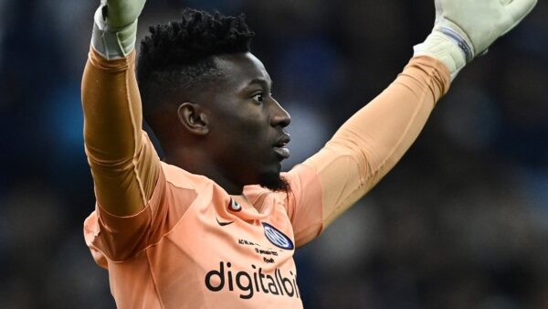 Onana MG0 3956