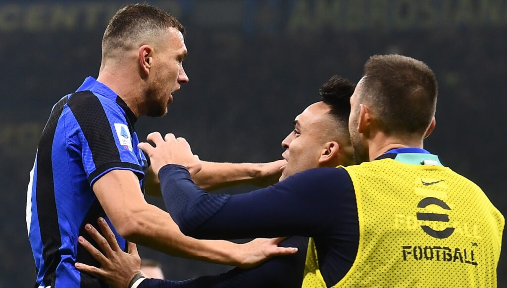 Inter Napoli 1-0: Dzeko decide il big match, tre punti d'oro per i nerazzurri 1 esult gol Dzeko MG6 5150