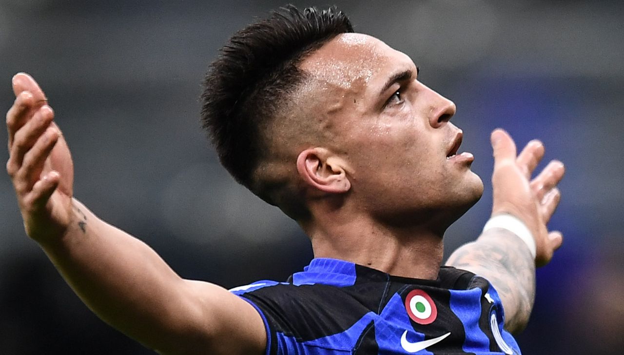 Il Toro pronto a incornare la Zebra 26 D4fBtY5