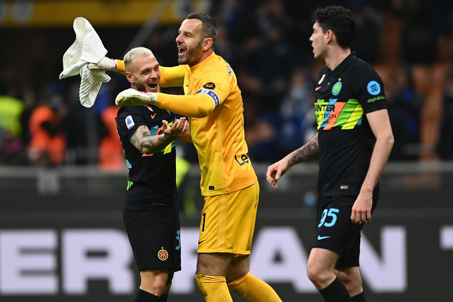 Dimarco e Bastoni protagonisti in Champions League: le statistiche dei due 26 Handanovic Dimarco Bastoni MG9 2198