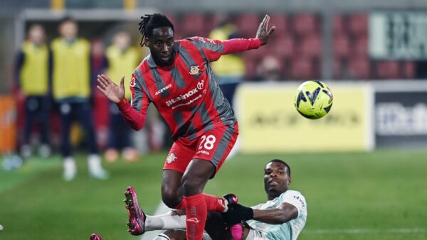 Meite Dumfries MG0 9774