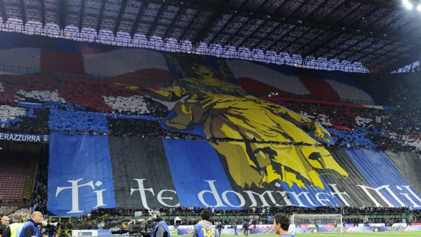 coreografia tifosi Inter GC19833 scaled