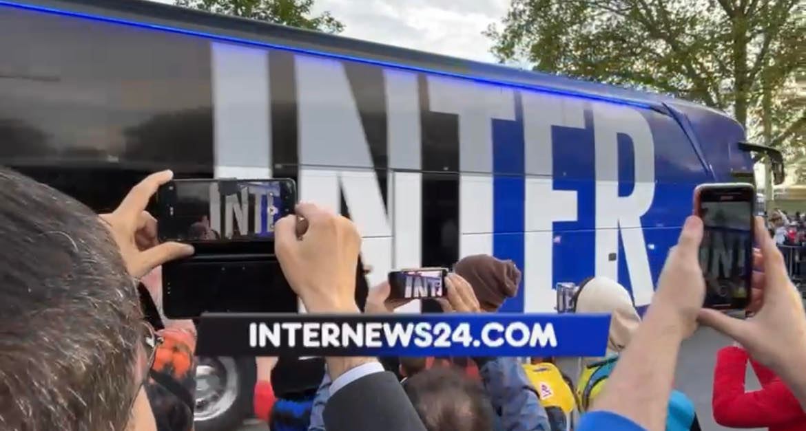 VIDEO IN24 - L'arrivo dell'Inter a San Siro per la gara contro il Monza 26 340674868 856328519569107 1773268973270816861 n