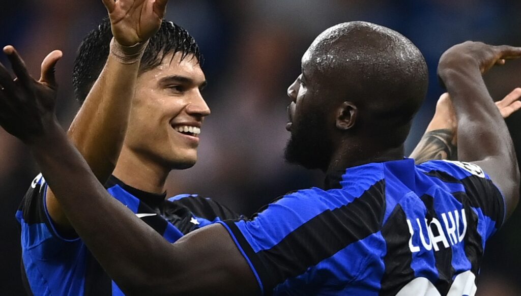 Lukaku Correa MG8 6647