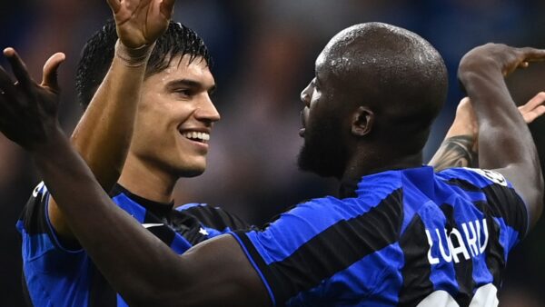 Lukaku Correa MG8 6647