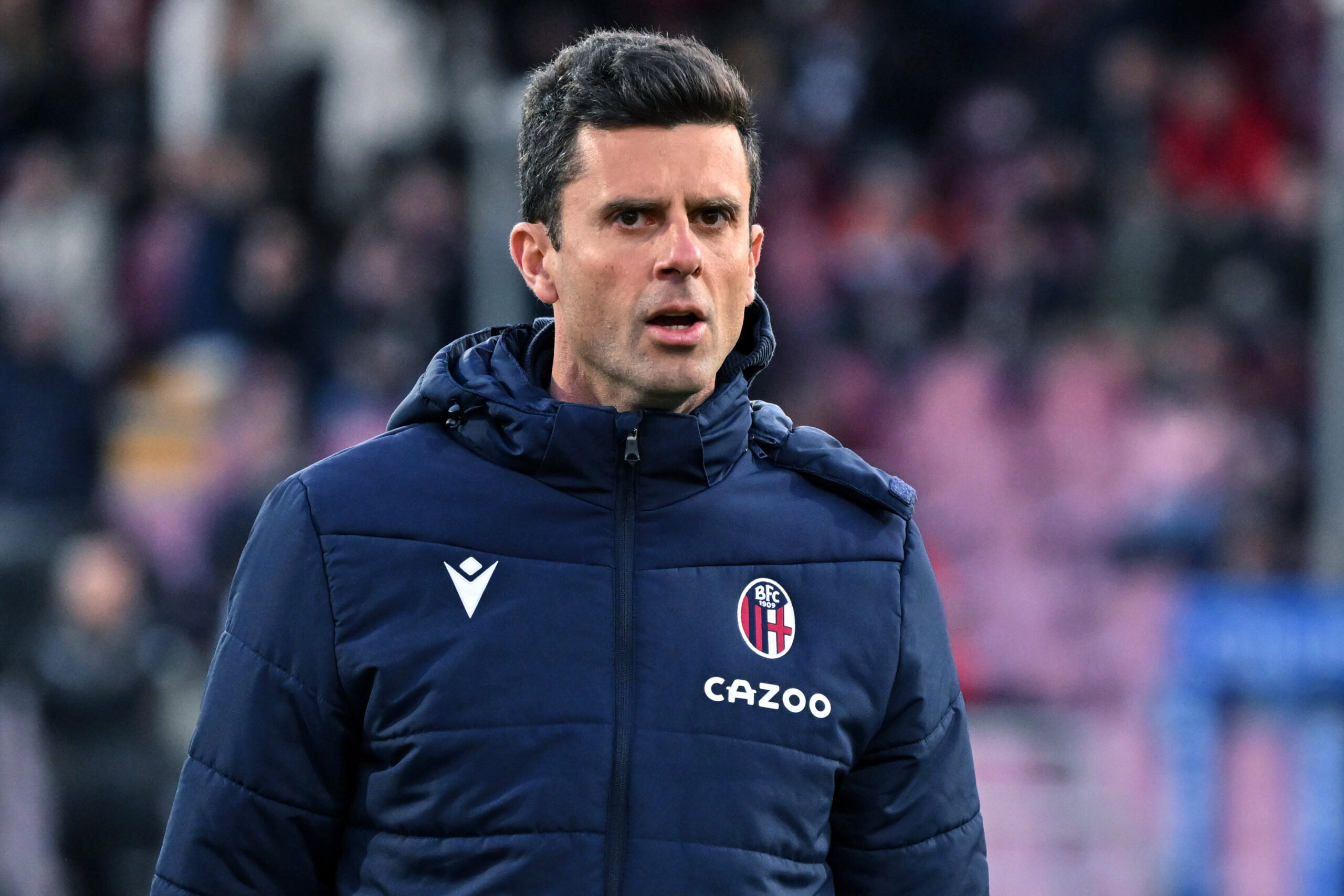 Serie A, tonfo Bologna e pari Cagliari-Empoli: la classifica 26 Motta ICA 0587 scaled