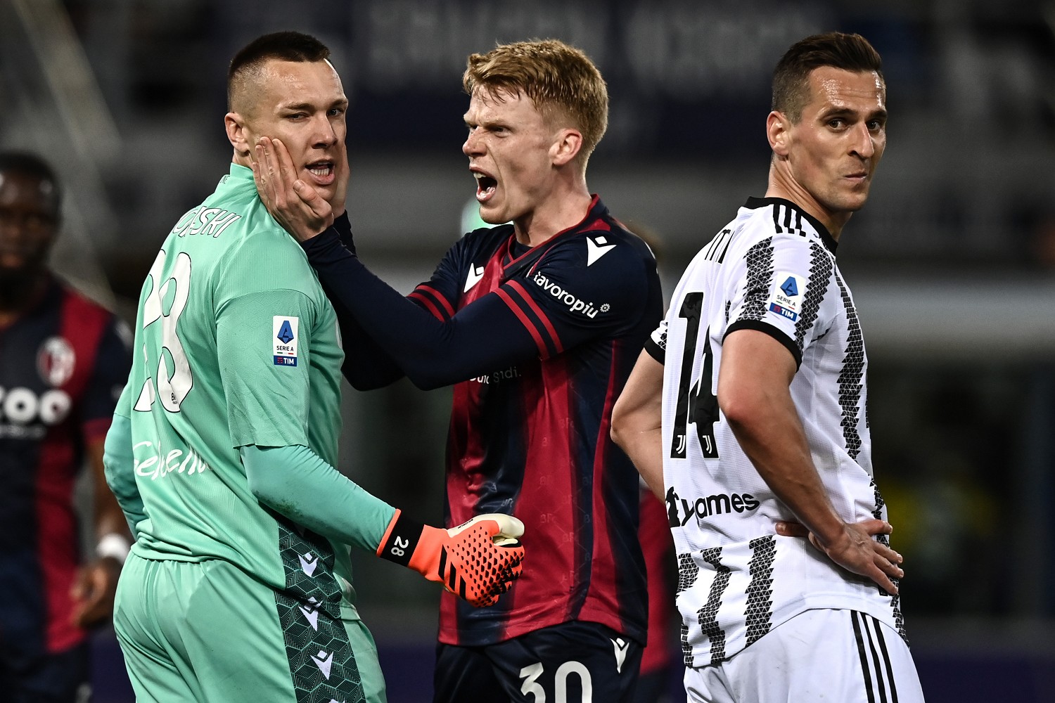 Bologna-Juventus, bianconeri fermati sul pareggio: lotta Champions apertissima 26 Skorupski Schouten Milik MG0 0901