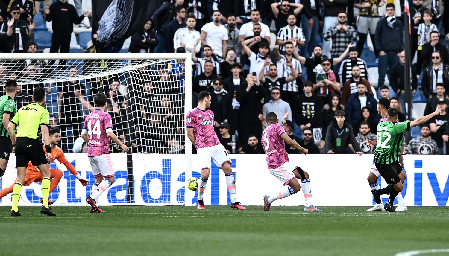 Serie A, il Sassuolo stende la Juventus: Defrel condanna Allegri al secondo ko consecutivo 26 gol Defrel MG0 6903