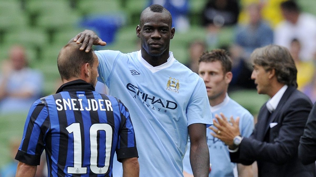 Finale Champions, Balotelli: «Cuore diviso a metà. Brividi il triplete con l'Inter» 26 Balotelli Sneijder
