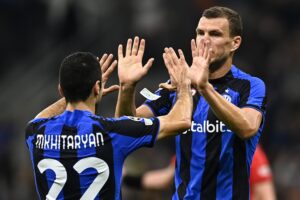 Dzeko-Mkhitaryan, esperienza al potere: la vince Inzaghi con le scelte. Milan-Inter 0-2