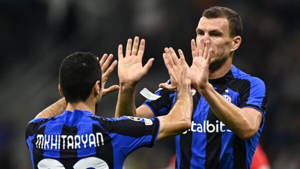 Dzeko Mkhitaryan MG8 6260